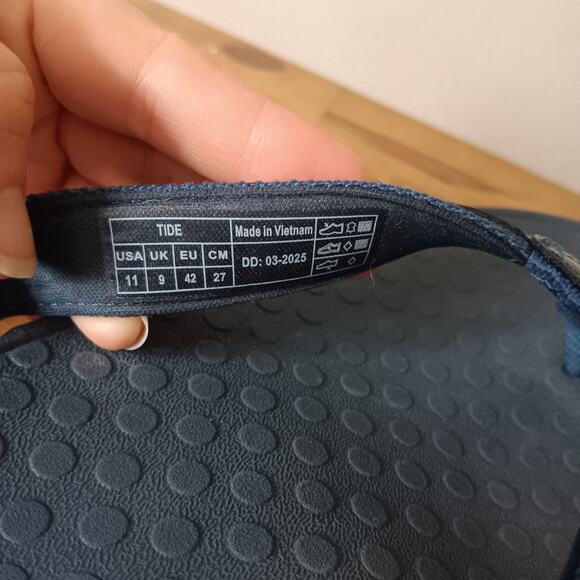 Vionic Tide Toe Post Women's Orthotic Sandals, Patent Leather Navy, Size US 11M - Picture 7 of 9